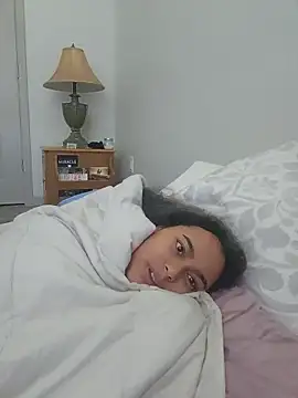 cinnaminnie Chat XXX live