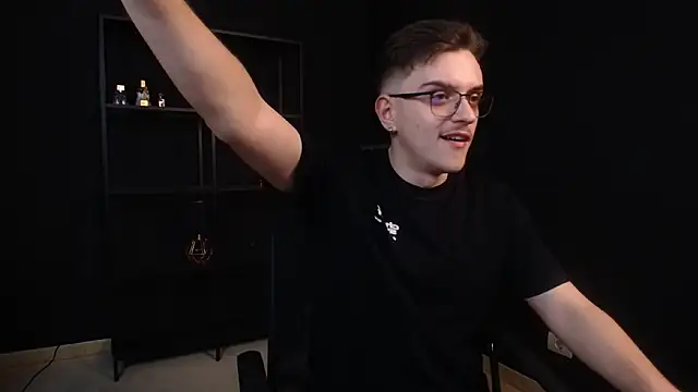 FelixStarkk Chat XXX live