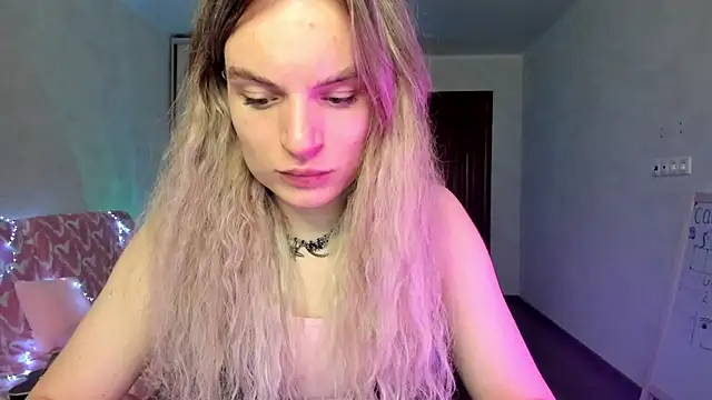 milliKira006 – Kamerová šou