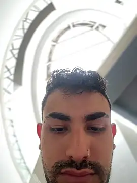 Big_Snake77 Adlı Modelin Canlı XXX Sohbeti
