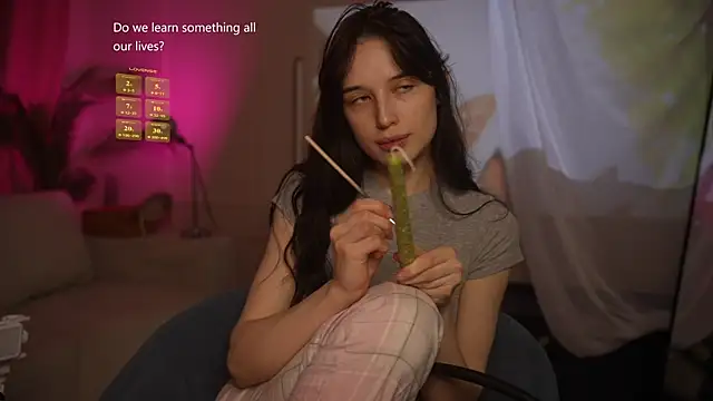 Онлайн чат XXX horneyjozy