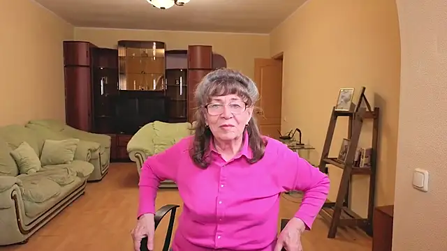 Betty_Brick webkamerás műsora