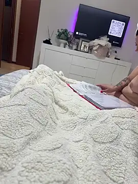 danicohoney Webcam show