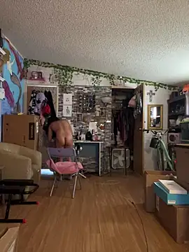 TranSexualJade95: διαδικτυακό σόου στην κάμερα