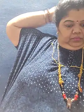 tamilthanushri's Live XXX Chat