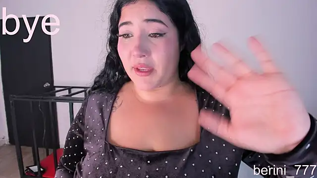 AmberiniHoffman's Live XXX Chat