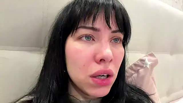 LuisaAlconcel's Live XXX Chat