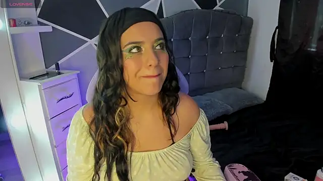 alyssa_magiic Chat XXX live