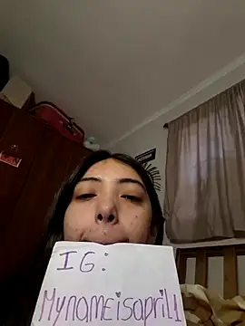missapril0101 Obrolan Langsung XXX