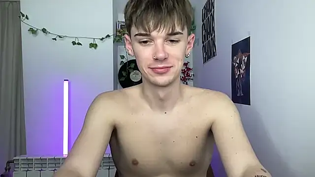 YourMilkyGuy Webcam-Show