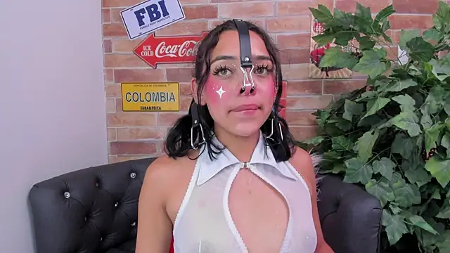 Živý XXX chat foxy_hannah