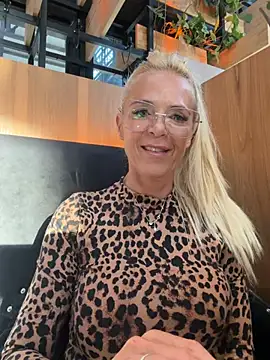Chat XXX Live Reyna63