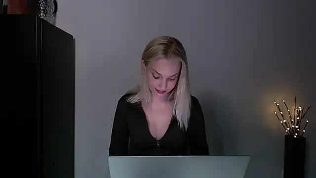 Lia_noo_regrets live XXX chat