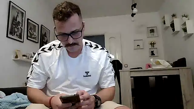 yanick931's Webcam Show