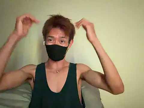 HORNY_RYU 网络视讯表演