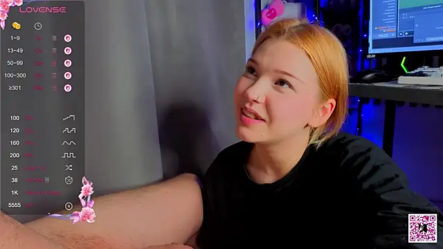 URXduoのライブXXXチャット