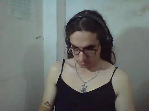LaCuerva webcam show