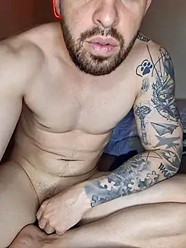 Chat XXX ao vivo de Cubanotatuado
