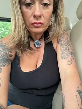 bossyroxy84's Live XXX Chat