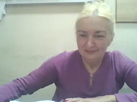 Meri798: онлайн-секс-чат