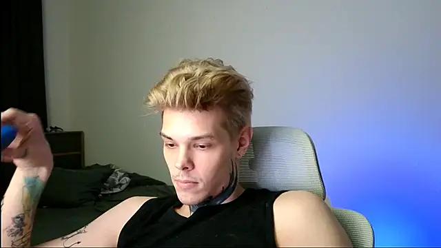 DENIS_HERE Live XXX Chat