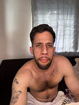 Karim_mansur Chat XXX in diretta