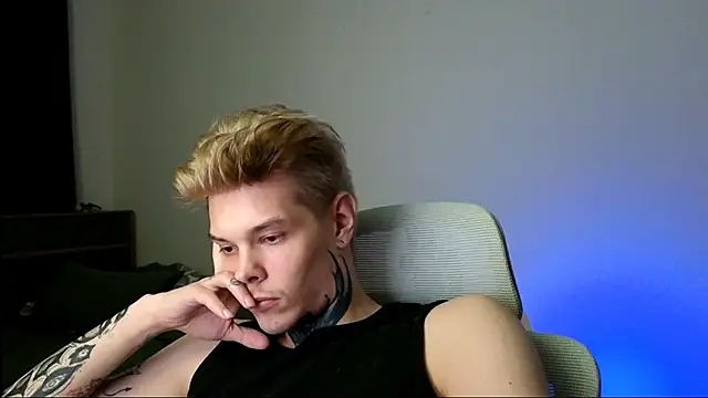 DENIS_HERE Live XXX-chat