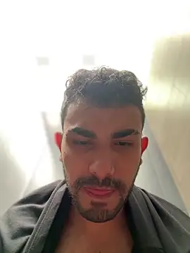 Big_Snake77's Webcam Show