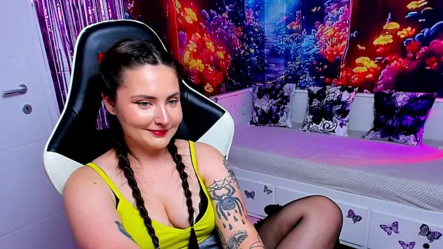 Chat +18 de linphea ao vivo