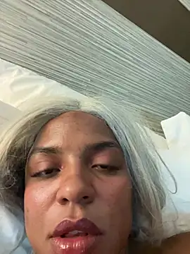 Chat +18 de BuyMyFatAss ao vivo