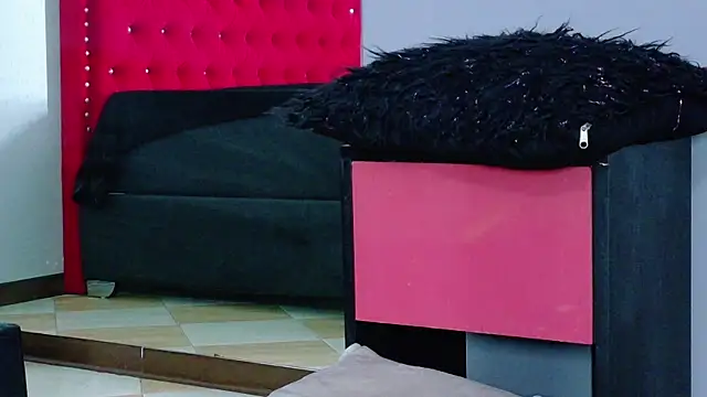 Вебкам-шоу CassandraWhite