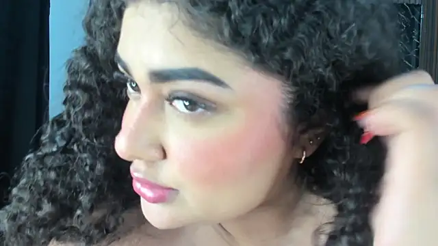 Karla18_ Live XXX Chat