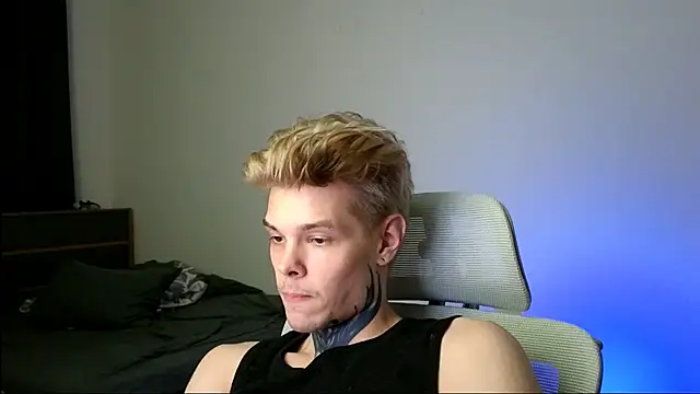 DENIS_HERE Chat XXX in diretta