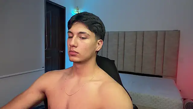 CHRIS_MORGAN1 Show in webcam