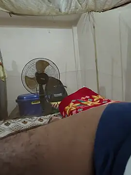 Chat XXX en directo de DIRTY_SMEGMA_DICK_4_PIGS