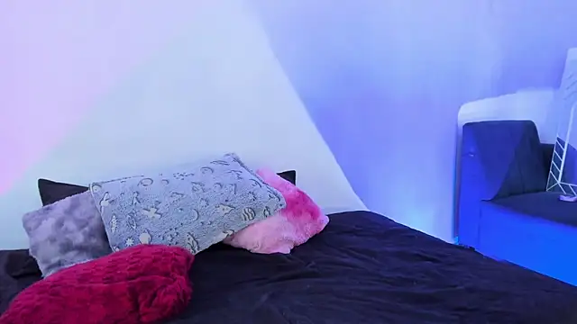 Czat XXX na żywo – Caroline420_