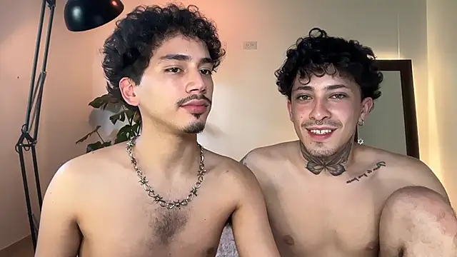Noah_and_Steven Live XXX-chat
