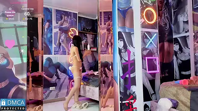 mily_g_ élő XXX-chatje