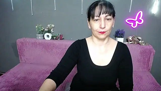 LiluGrants – Live XXX-chat