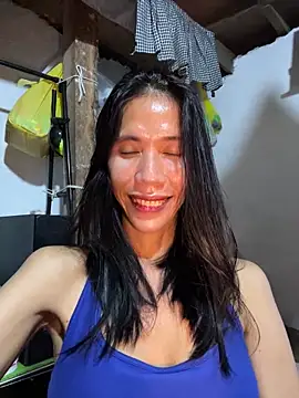 LoveRUBY143 Show in webcam
