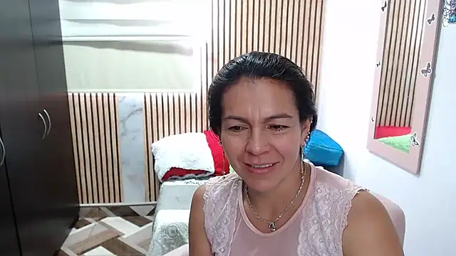 camilavargas_ Chat XXX live