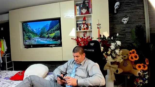 SpartacusDaddy48 Webcam show