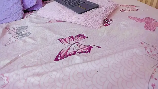 lovely__kiss__'s Live XXX Chat