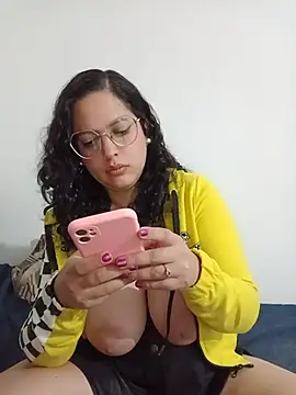 babyluna939 – Live XXX-chat
