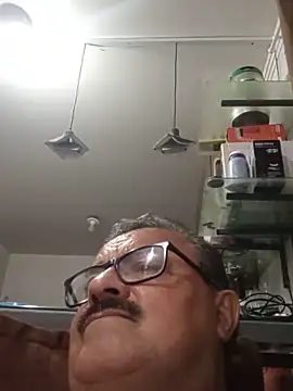 Chat +18 de Misterymem63 ao vivo