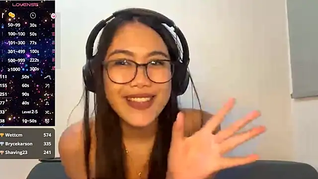 Chatroom XXX en direct de GraciaMutters