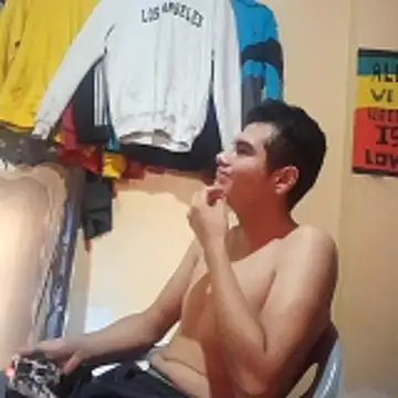 Ortiz3404's Live XXX Chat