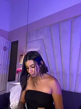 AlyssaRay Live XXX Chat