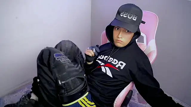 Street_poemm_ – Naživo XXX chat
