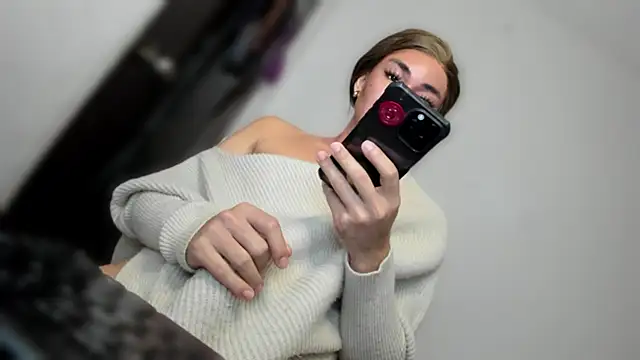 MistressNextDoor_ Webcam-Show